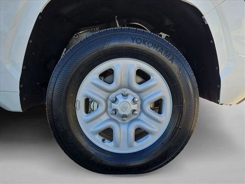 Used 2025 Toyota Tundra SR image 22