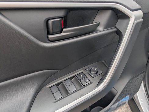 New 2025 Toyota RAV4 LE image 9