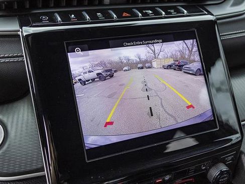 Used 2023 Jeep Grand Cherokee Altitude image 18