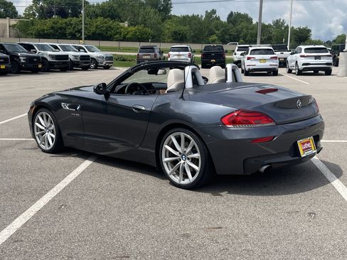 Used 2016 BMW Z4 sDrive35i RWD image 13