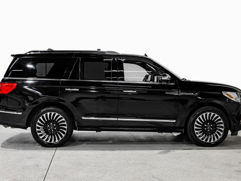 Used 2018 Lincoln Navigator Black Label w/ Cargo Package AWD/4WD image 5