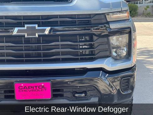 Used 2026 Chevrolet Silverado 2500 Custom w/ Custom Value Package AWD/4WD image 10