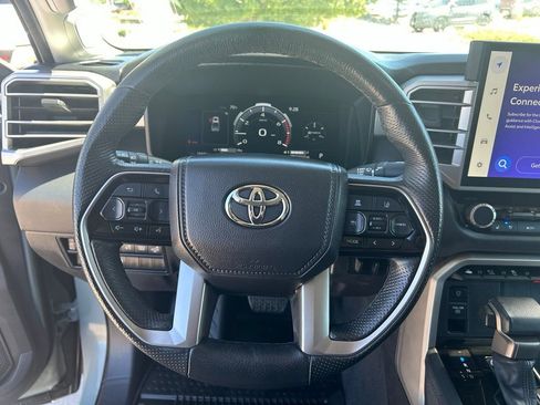Used 2024 Toyota Tundra Limited AWD/4WD image 11