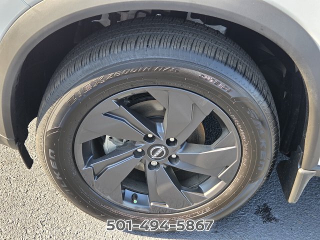 Certified 2026 Nissan Rogue SV w/ Cold Weather Package FWD image 16