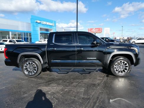 Used 2025 Toyota Tundra Limited AWD/4WD image 4