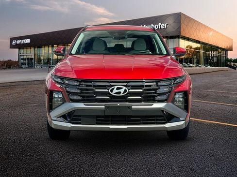 Certified 2025 Hyundai Tucson SEL image 12