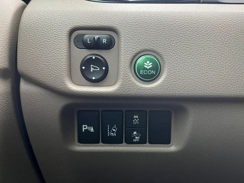 Used 2016 Honda Pilot Elite image 29