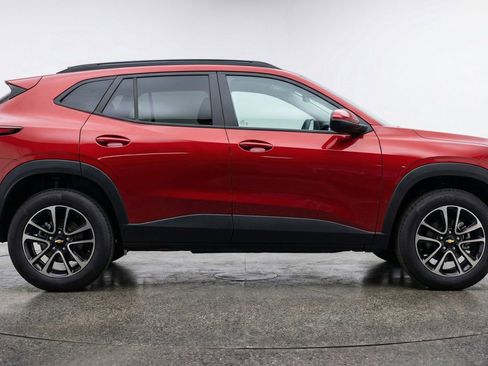 Used 2025 Chevrolet TrailBlazer LT image 11