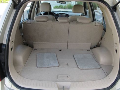 Used 2008 Kia Rondo LX FWD image 17