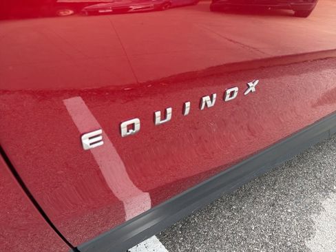 Certified 2024 Chevrolet Equinox LT w/ LPO, Floor Liner Package FWD image 10