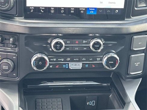 New 2026 Ford F250 Lariat w/ Lariat Ultimate Package image 13