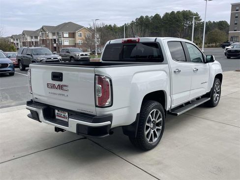 Used 2022 GMC Canyon Denali image 6