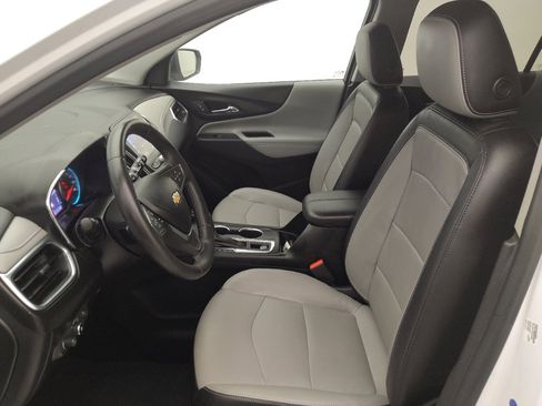 Used 2019 Chevrolet Equinox Premier FWD image 17