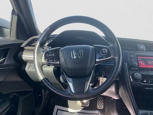 Used 2017 Honda Civic Sport image 12