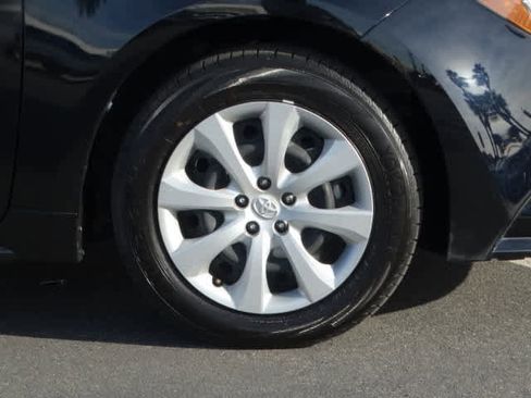 Used 2023 Toyota Corolla LE w/ Carpet Mat Package (TMS) image 8