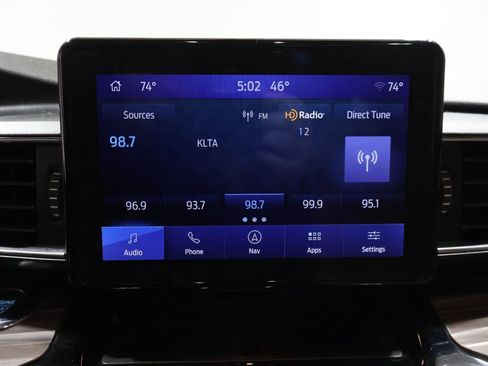 Used 2022 Ford Explorer Limited w/ Class IV Trailer Tow Package image 33