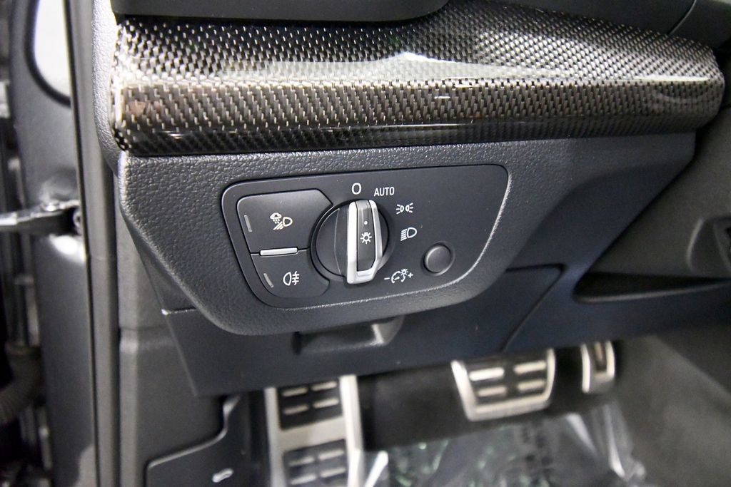 Used 2023 Audi SQ5 Premium Plus w/ Premium Plus Package AWD/4WD image 19