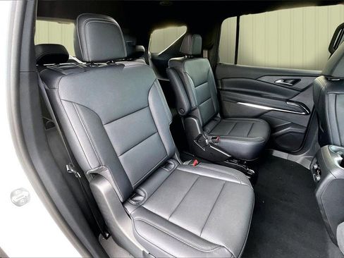 New 2026 Chevrolet Traverse LT w/ Driver Confidence Package image 6
