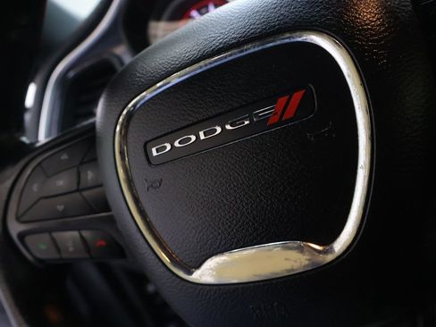 Used 2018 Dodge Challenger R/T RWD image 20