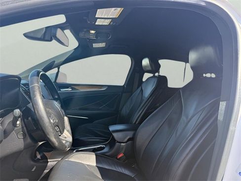 Used 2019 Lincoln MKC Select w/ Select Plus Package image 13