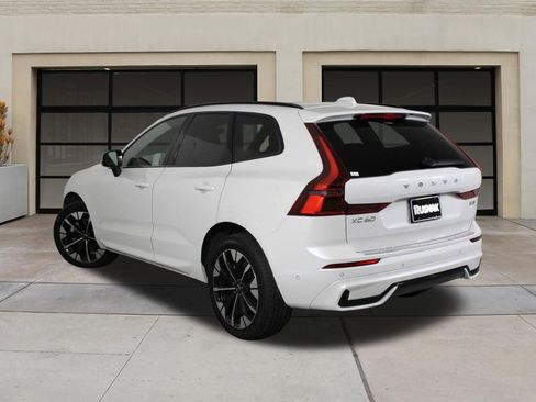 Certified 2026 Volvo XC60 B5 Plus w/ Protection Package Premier AWD/4WD image 2