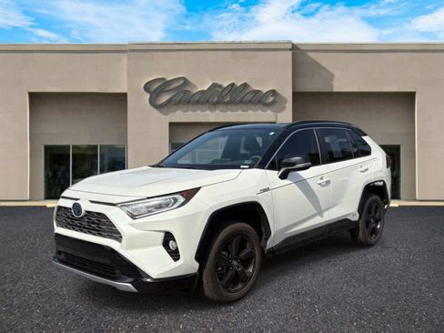 Used 2020 Toyota RAV4 XSE w/ XSE Grade Weather Package AWD/4WD image 11