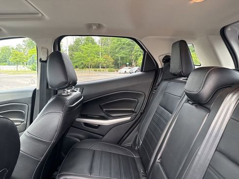 Used 2022 Ford EcoSport Titanium image 21