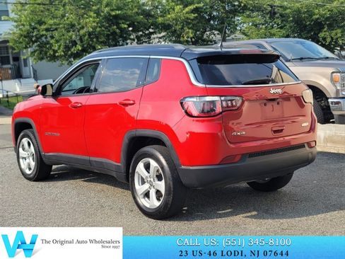Used 2019 Jeep Compass Latitude w/ Popular Equipment Group AWD/4WD image 4