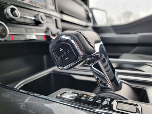 Certified 2022 Ford F150 XLT w/ Equipment Group 302A High image 30