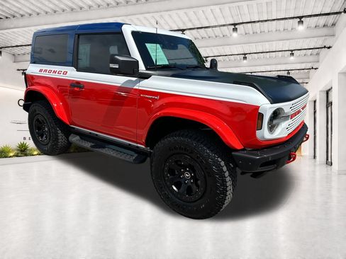 Used 2025 Ford Bronco Stroppe Edition AWD/4WD image 1
