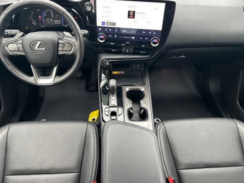 Used 2025 Lexus NX 350h AWD w/ Premium Package image 10