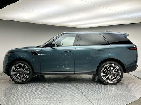 New 2025 Land Rover Range Rover Sport SE AWD/4WD image 2