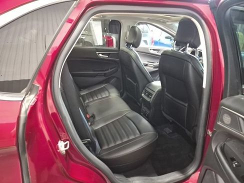 Used 2019 Ford Edge SEL w/ Convenience Package AWD/4WD image 22