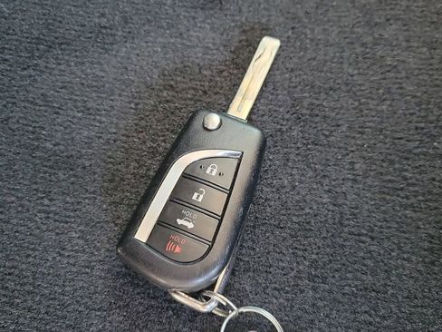 Used 2025 Toyota Corolla LE FWD image 24