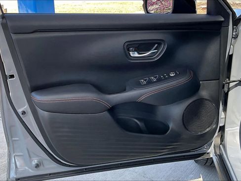 Used 2024 Honda HR-V Sport image 22