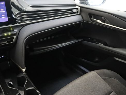 Certified 2025 Toyota Camry LE FWD image 22