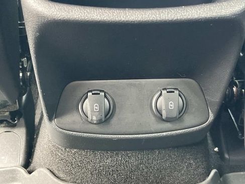 Used 2019 Hyundai Santa Fe SEL AWD/4WD image 17