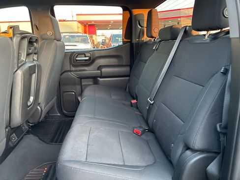 Used 2021 Chevrolet Silverado 1500 Custom image 12