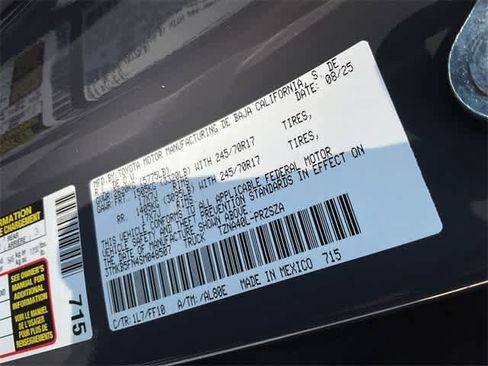 Certified 2025 Toyota Tacoma SR5 image 28