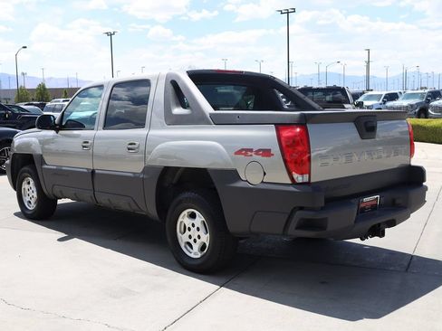 Used 2003 Chevrolet Avalanche 4x4 image 4