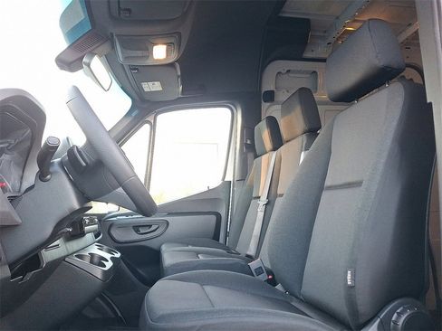 New 2025 Mercedes-Benz Sprinter 3500 image 10