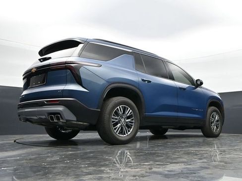 Used 2024 Chevrolet Traverse LT AWD/4WD image 39