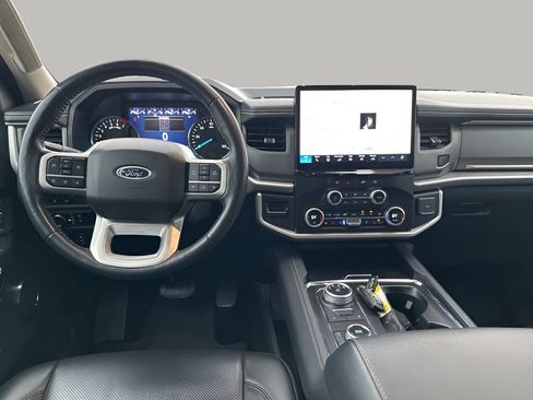 Used 2024 Ford Expedition Max XLT image 23