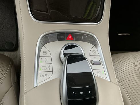 Used 2017 Mercedes-Benz S 550 4MATIC Sedan image 29