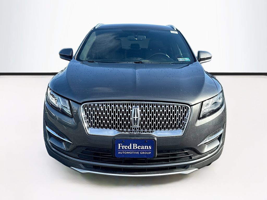 Used 2019 Lincoln MKC Premiere FWD image 2