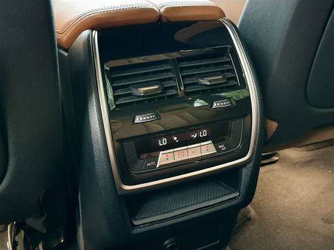 Used 2023 BMW X5 sDrive40i w/ Parking Assistance Package image 26