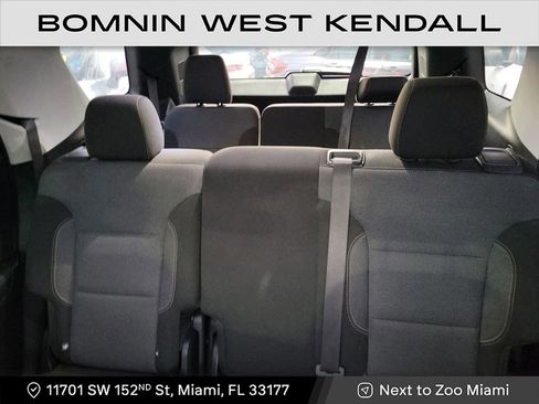 Used 2020 Chevrolet Traverse LS image 9