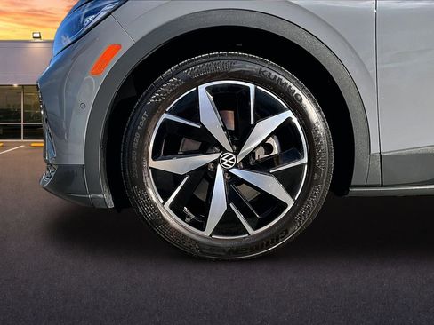 Used 2023 Volkswagen ID.4 Pro S RWD image 9