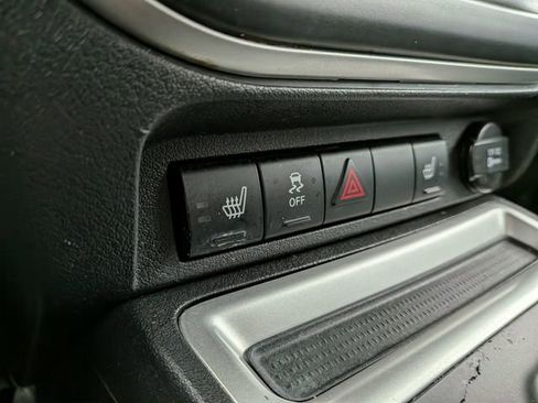 Used 2014 Jeep Compass Latitude FWD image 5