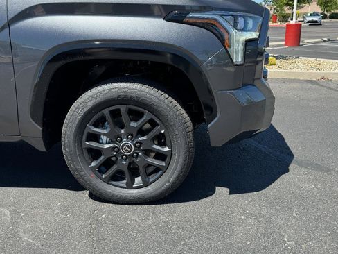 New 2026 Toyota Tundra Platinum image 7